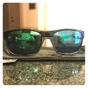 Oakley Twoface Sunglasses Black with Jade Iridium
